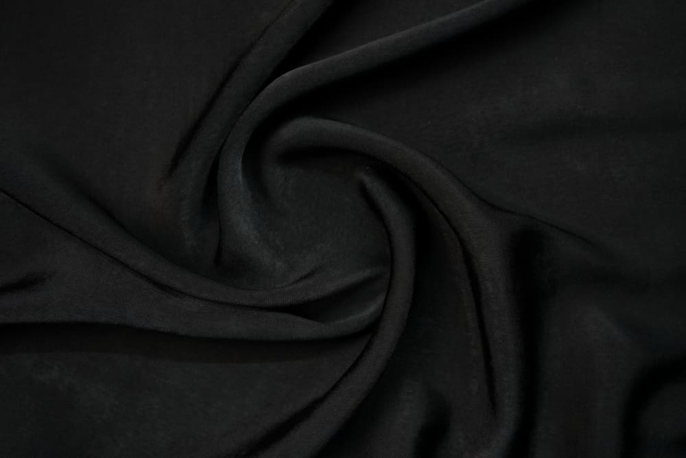 Luxe Black