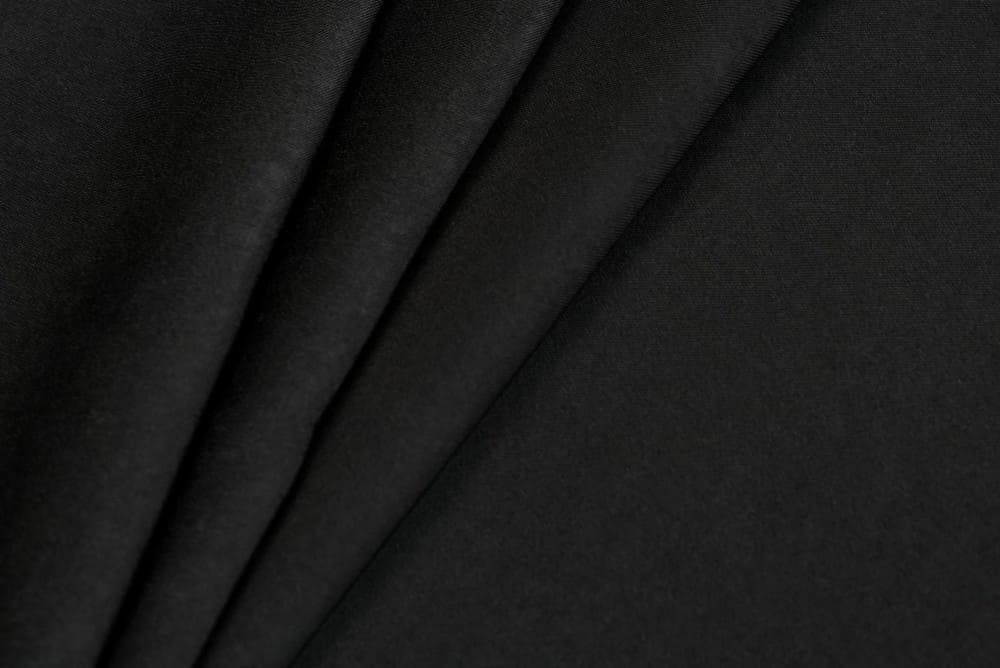 Luxe Black